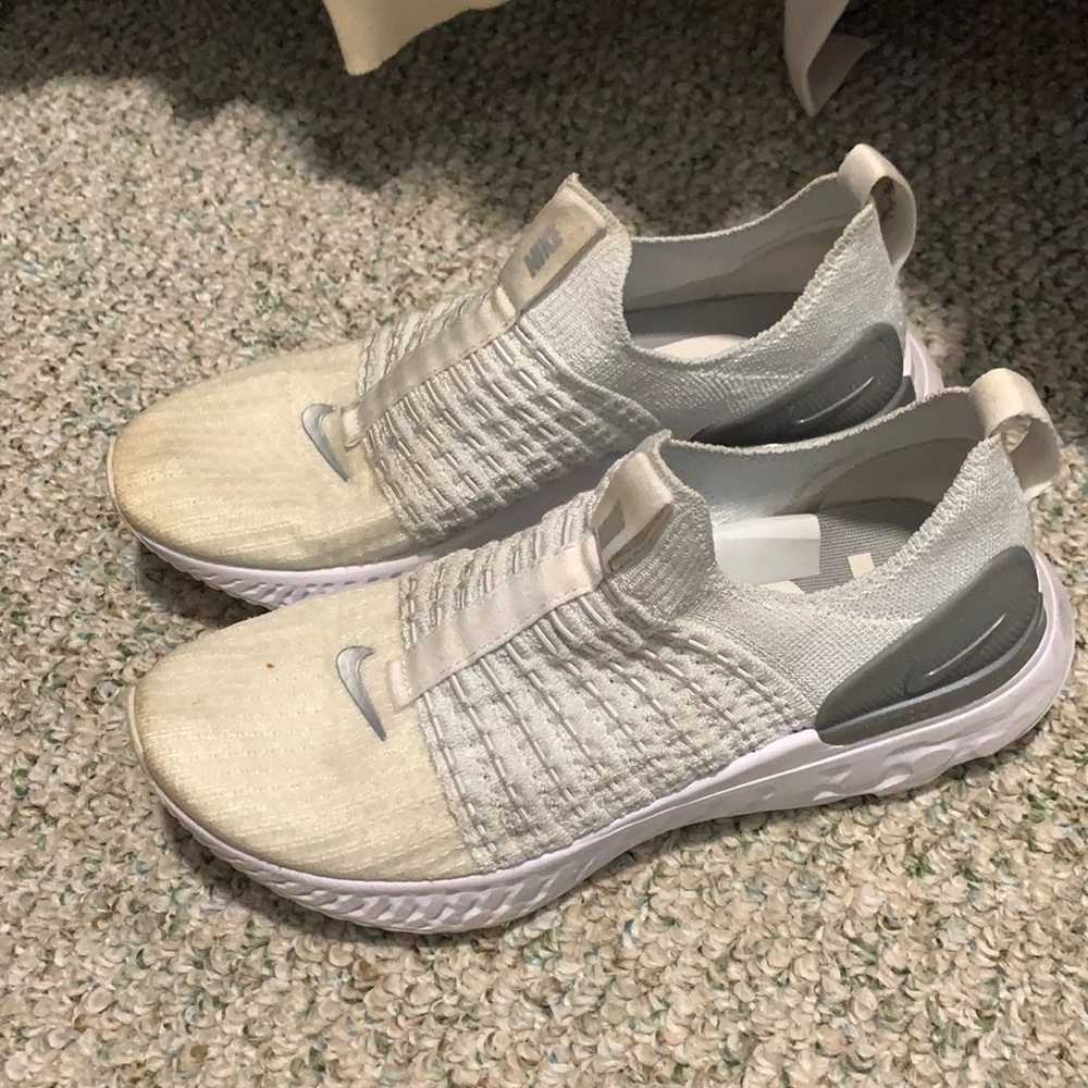 Nike Sneakers 👟
